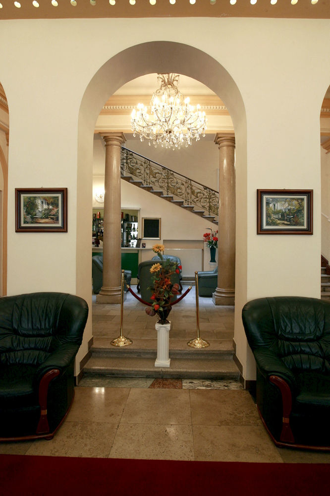 סגד Tisza Hotel מראה פנימי תמונה